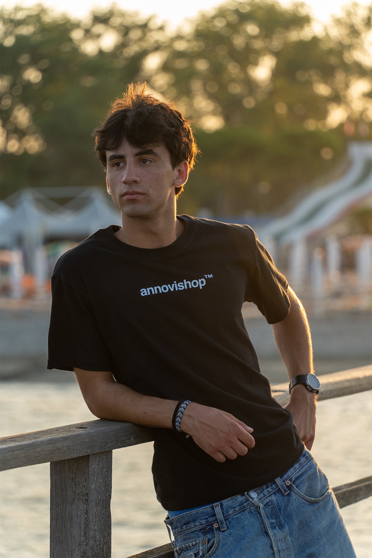 AV9 Made in Modena Tee